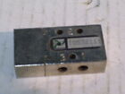 105.32.11.1 5-2 Pneumax New Pneumatic Pilot Control Valve Sprg Return