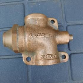 Sk5026 A Colonna Solid Brass Push-button Valve 1 Inch I.d. Female Threads 1.5 Lbs