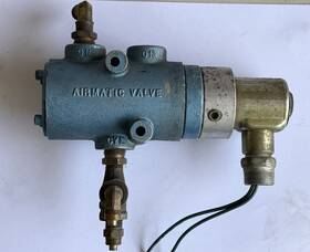 342306-1 Airmatic Valve Pneumatic Air Solenoid 125psi 120vac 3 Way