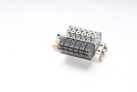 7v0510-j04 Airtac 6x Solenoid Air Valve With Manifold