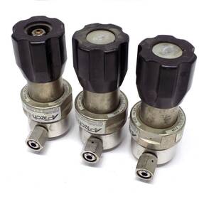 Ap1002sm Ap Tech Lot Of 3 2pw Fv4 3500 Psi In/30 Out Pressure Regulators