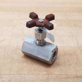 60-703-01 Apollo Globe Valve 316ss 10000 Psi 1/2 Inch - Used