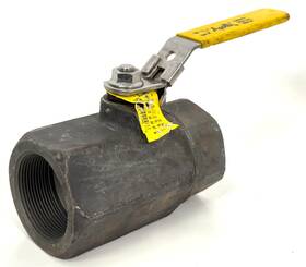76-107-27 Apollo 2 Piece Full Port Carbon Steel Ball Valve With Ss And Stem Latch-l