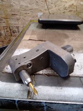 47061 Armstrong D2411 Industrial Drill