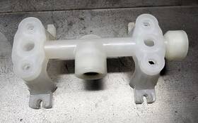 Pd05p-ars-puu-b Aro 95734-1 Polypropylene Inlet Manifold / 95374-4 For Pump Used