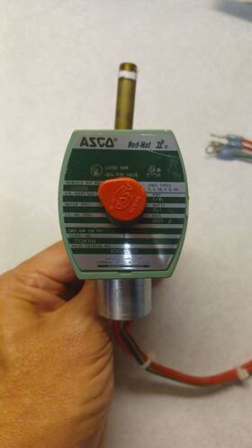 8262g232q Asco Red Hat Ii Solenoid Valve 1/4 Inch 15.1 Watts Preowned