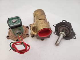 302286 Asco Red Hat Solenoid Valve W Rebuild Kit 1 1/2 Pipe 16.1 Watts Air 150ps