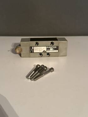 0820224014 Aventics 082022401 Pneumatic Directional Valve Used