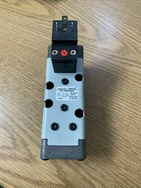 R434006002 Aventics Bosch / 30 Days Warranty See Pics