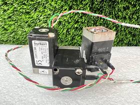 00313497 B Rkert Lot Of 3 Burkert 600-800 Hz Solenoid Valve - Black Great Condition