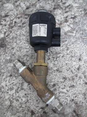 454626 B Rkert Burkert 2000 A 1/2 Inch Npt 2/2-way Angle Seat Valve Used Free Shipping