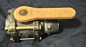 Banjo 791206022070 2 Inch Ball Valve 4 Bolt V200 With Close Couple Nipple