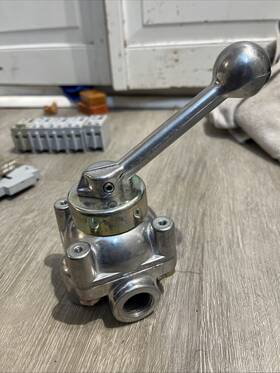 9023-mc Barksdale Shear-seal Directional Valve 250psi 1/2 Inch