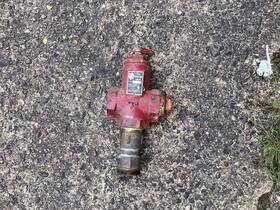 4-fas Bell & Gossett 1-1/4-fas And Sa 1-1/4 Inch Fas Flo Control Valve