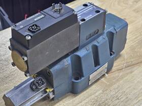 Bosch 811 404 033 Proportional Valve