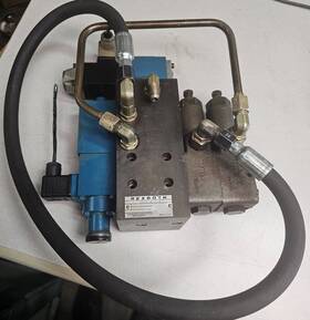 Aga-5028-0-b-3 Bosch Rexroth Hydraulic Manifold With Multiple Components Listed #aga-5028-0-b-3