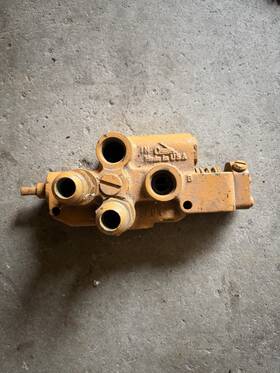 9g-1090 Caterpillar Manual Hydraulic Valve Manifold For Oil System Applications