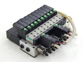4sb019-c4 Ckd Lot Of 10 Solenoid Valves With Manifold T92538