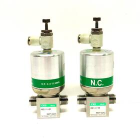 Agd11v-4s Ckd Lot Of 2 Air Operated Valves With 1/4 Inch Double Barbed Joints