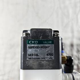 Gamd00-x0247 Ckd Pneumatic Solenoid Valve Lot Of 5 Used