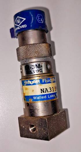 Na3139 Clippard Ei-3m Evb-3 Solenoid Valve Electronic Booster Fluid Power