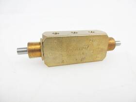 Fv-5d Clippard 4-way Double Plunger Valve Fully-ported #10-32