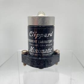 R-321 Clippard / R321 Minimatic 3-way Combination Valve Free Shipping Read