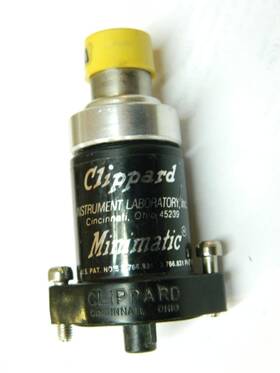 R982 Clippard Electronic Piloted Sequence Valve