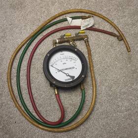 141ac-02-00 Conbraco Backflow Test Gauge Mid-west Instruments Used Untested