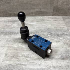 Vmd03m-4a-g-10-a Continental Hydraulics Manual Operated Hydraulic Valve