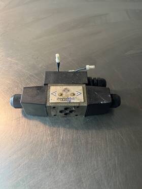 Vsfm-3f-gbt-68l-h Continental Hydraulics Directional Valve 120/110v Ac 50/60hz