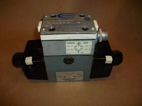Vs12m-3a-gb5hl2-60l-h Continental Hydraulics Directional Valve 120v Used