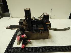 Mg-02p-03-30-t-08 Daikin Jso-g02-2na-20-n Lot Of 4 Ks0-g02-2da-10-n Solenoid Val
