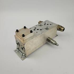 0309ad05p033s Daman 0309ad05p033s/c Aluminium Hydraulic Manifold With Cover Plate And Valve