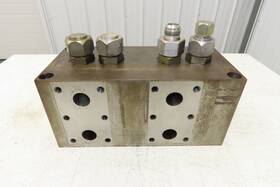 E02293rev0 Daman 0594 Hydraulic 4-station Steel Manifold Block Dn32 1-1/4 Inch Sae