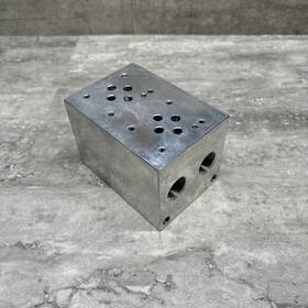 Ad03s022p Daman 0513 Hydraulic Manifold Block