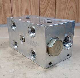 Ad05p023s Daman Hydraulic Manifold Block