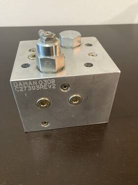 C27393rev2 Daman Valve Mount Hydraulic Manifold Block 0308