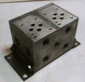P022p Daman 2 Station Parallel Alum Manifold 697 Ad03 556