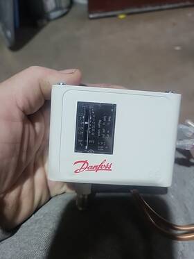 X13200305-01 Danfoss Pressure Switch