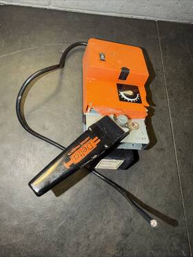 Gm24-sr Delta Sm24-sr Bv 2-3-50 / Orange Plastic Damper Actuator Valve - Cracked Gm24-sr Delta Sm24-sr Bv 2-3-50 / Orange Plastic Damper Actuator Valve - Cracked