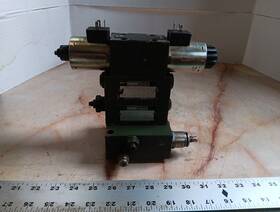 B1g0q Denison Hydraulics 4d01 3207 0302 G3 Hydraulic Valve Assembly See Pics