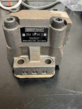S26-58758-0 Denison Hydraulic Valve S26 58758 0023557