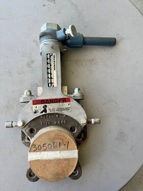 9249645-003 Dezurik Instrumentation Isolation Valve 3 Inch Kls 316 Stainless Steel