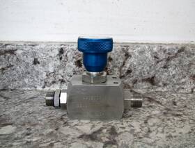 Nvhh-0500s Dmic Nvhh0500s 1/2 Inch 10 000psi Ss Bidirectional Needle Valve Used