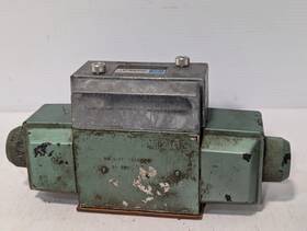 Qe-5-ff-10a2-tsp Double A Hydraulic Solenoid Valve J4-040 - Free Shipping