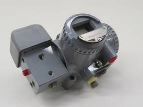 055000-481-888 Dresser Flow Control Valve Positioner T246712