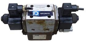 D4p4-s1 Duplomatic D4p4-s1/32 Hydraulic Solenoid Valve With Throttle/check Used