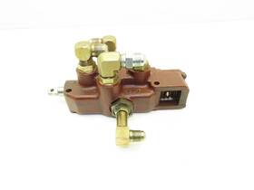 30501-2c Eaton 40wtl Hydraulic 3-position Forklift Control Spool Valve Crown