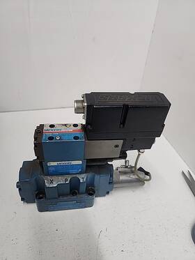 Kbhdg4v-3-7x-pc7-10 Eaton Eaton/vickers Solenoid Valve Proportional Used